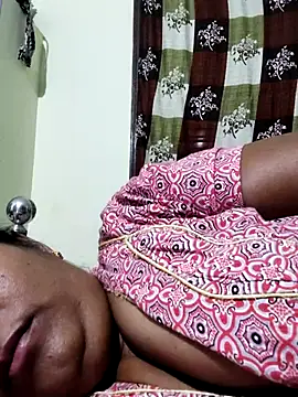 Snapshot of papukurty chatting on April 30, 2026, 8:27 pm papukurty online show from April 30, 2026, 8:27 pm