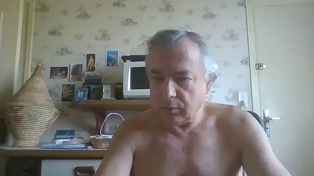 Snapshot of gegevincent chatting on June 18, 2026, 8:46 am gegevincent online show from June 18, 2026, 8:46 am