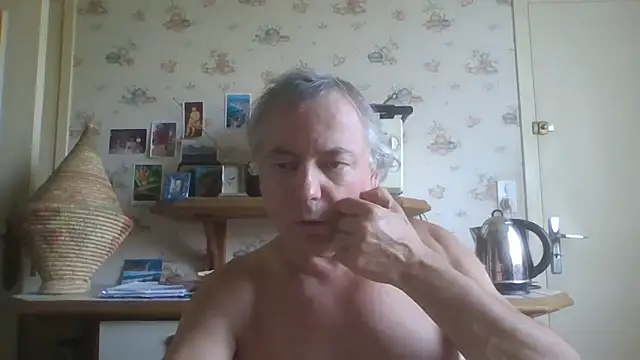 Snapshot of gegevincent chatting on June 20, 2026, 12:43 pm gegevincent online show from June 20, 2026, 12:43 pm