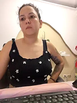 Snapshot of Abbyjoness21 chatting on November 16, 2025, 11:15 am Abbyjoness21 online show from November 16, 2025, 11:15 am