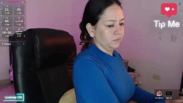 Snapshot of Abbyjoness21 chatting on November 20, 2025, 10:16 am Abbyjoness21 online show from November 20, 2025, 10:16 am