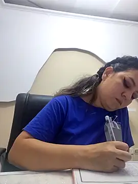 Snapshot of Abbyjoness21 chatting on October 16, 2025, 12:41 am Abbyjoness21 online show from October 16, 2025, 12:41 am