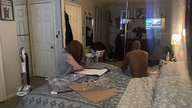 sexyred77713 online show from February 28, 2026, 1:38 am