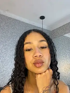 Snapshot of jadee8 chatting on July 17, 2026, 2:58 pm jadee8 online show from July 17, 2026, 2:58 pm