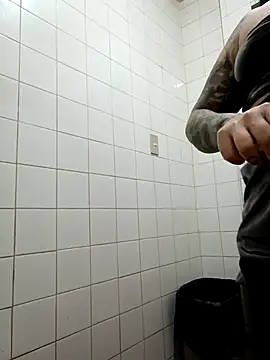 Snapshot of Dulcedeanis chatting on October 3, 2025, 5:31 am Dulcedeanis online show from October 3, 2025, 5:31 am