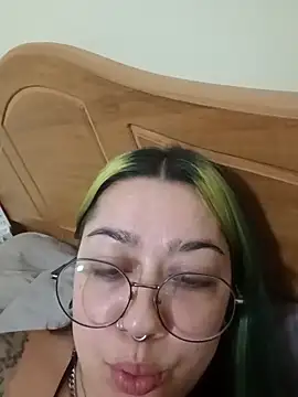 Dulcedeanis online show from February 16, 2026, 4:00 am