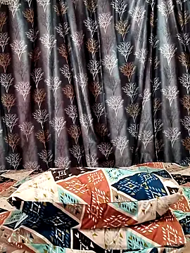 Snapshot of Lalitha-1995 chatting on February 11, 2026, 5:51 am Lalitha-1995 online show from February 11, 2026, 5:51 am