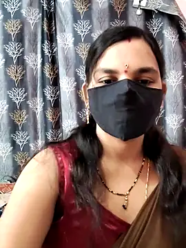 Snapshot of Lalitha-1995 chatting on April 26, 2026, 6:54 am Lalitha-1995 online show from April 26, 2026, 6:54 am