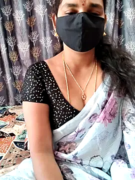 Snapshot of Lalitha-1995 chatting on February 13, 2026, 8:03 am Lalitha-1995 online show from February 13, 2026, 8:03 am