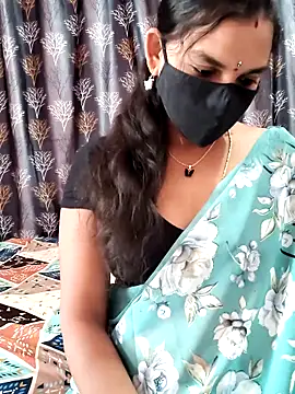 Snapshot of Lalitha-1995 chatting on February 19, 2026, 5:15 am Lalitha-1995 online show from February 19, 2026, 5:15 am