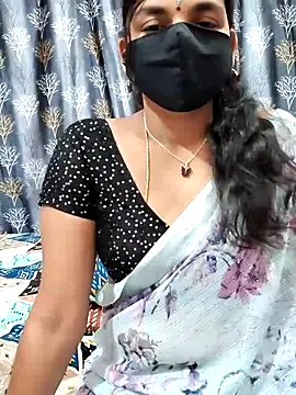 Snapshot of Lalitha-1995 chatting on February 23, 2026, 4:18 pm Lalitha-1995 online show from February 23, 2026, 4:18 pm