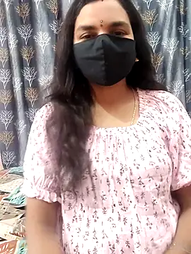 Snapshot of Lalitha-1995 chatting on February 16, 2026, 4:55 am Lalitha-1995 online show from February 16, 2026, 4:55 am