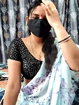 Snapshot of Lalitha-1995 chatting on February 9, 2026, 5:27 am Lalitha-1995 online show from February 9, 2026, 5:27 am