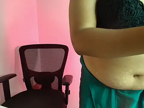 Snapshot of Anjalistar chatting on April 11, 2026, 7:27 am Anjalistar online show from April 11, 2026, 7:27 am