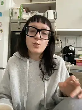 severingratty online show from November 17, 2025, 7:56 am