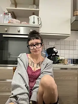 severingratty online show from October 24, 2025, 6:45 am