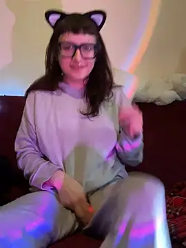 Snapshot of severingratty chatting on April 8, 2026, 8:27 am severingratty online show from April 8, 2026, 8:27 am