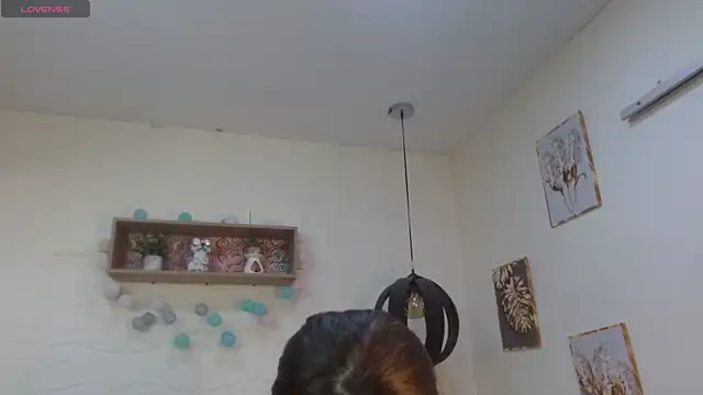 Snapshot of tulunaroja chatting on November 26, 2025, 7:14 pm tulunaroja online show from November 26, 2025, 7:14 pm