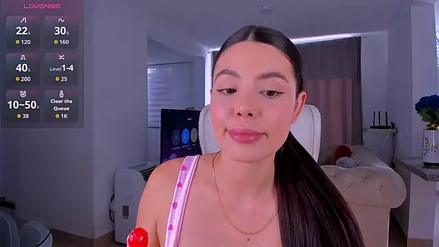 Snapshot of MeganScott chatting on November 17, 2025, 9:19 pm MeganScott online show from November 17, 2025, 9:19 pm