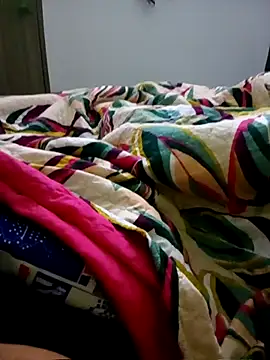 Snapshot of alejaencasa chatting on September 29, 2025, 2:51 am alejaencasa online show from September 29, 2025, 2:51 am