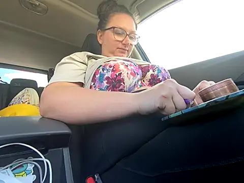 GirlSquirt online show from November 17, 2025, 7:18 pm