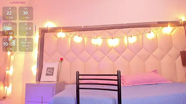 Scarletbigbug online show from March 4, 2026, 1:08 pm