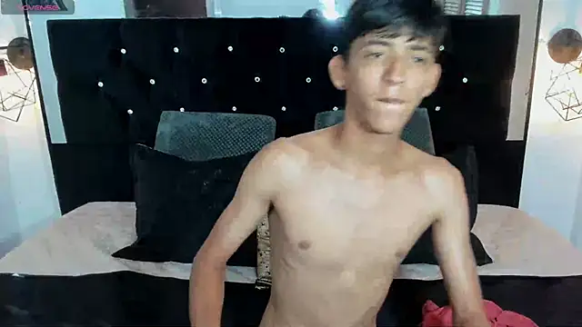 Sebas cat online show from October 26, 2025, 12:11 am