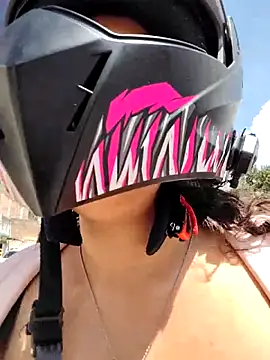 You-sexy-starr online show from February 12, 2026, 6:07 pm