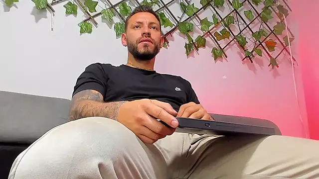 DIMITRI MASTEER online show from January 10, 2026, 10:05 pm