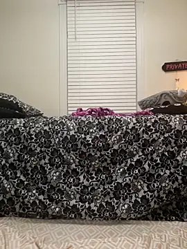 babykalirose online show from February 8, 2026, 5:49 am