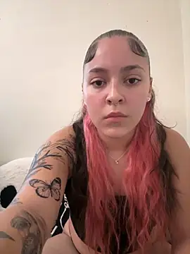 babykalirose online show from October 16, 2025, 10:07 pm