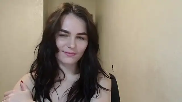 Silviaa a online show from November 10, 2025, 10:37 pm