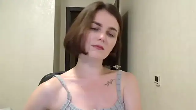 Snapshot of Silviaa_a chatting on June 29, 2026, 7:02 pm Silviaa a online show from June 29, 2026, 7:02 pm