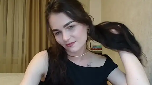 Silviaa a online show from March 15, 2026, 6:04 pm