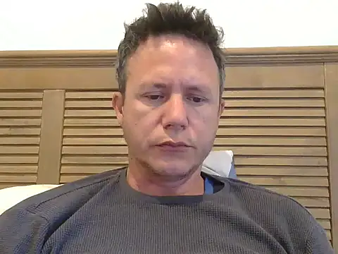 Snapshot of TroyDieselXXX chatting on June 7, 2026, 6:18 am TroyDieselXXX online show from June 7, 2026, 6:18 am