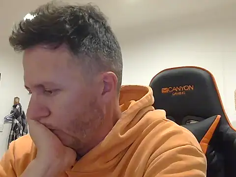 TroyDieselXXX online show from March 25, 2026, 6:18 pm