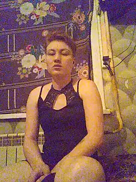 Snapshot of MoonIrene chatting on February 21, 2026, 3:25 pm MoonIrene online show from February 21, 2026, 3:25 pm