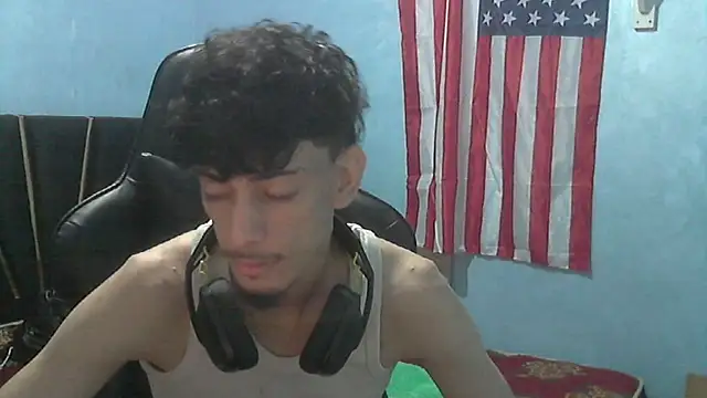 Snapshot of Dark_DesireX chatting on September 11, 2025, 2:39 pm Dark DesireX online show from September 11, 2025, 2:39 pm
