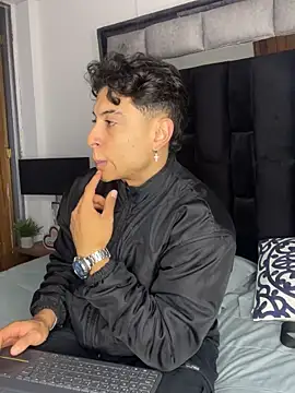 MR MUSCLE online show from October 10, 2025, 11:44 am