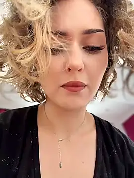 KellyKeler online show from April 1, 2026, 10:16 am