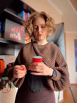 KellyKeler online show from March 25, 2026, 10:14 am