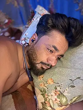 Munny6677 online show from April 7, 2026, 2:24 am