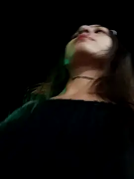 Arii collins1 online show from November 23, 2025, 1:37 am