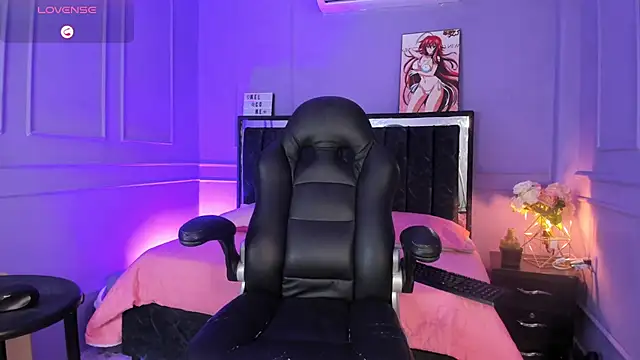 SwettRenata  online show from March 19, 2026, 12:49 pm