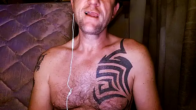 Yournaughty online show from July 29, 2026, 6:34 am