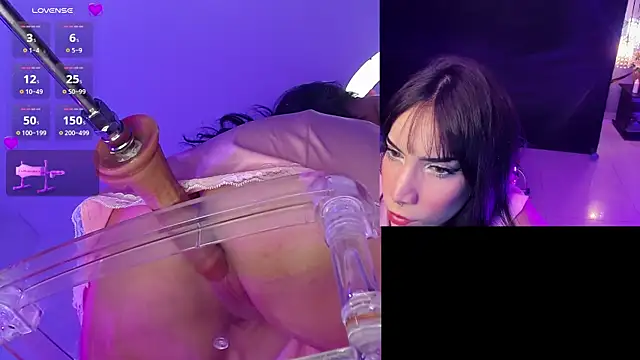 KittieEva online show from October 8, 2025, 9:26 pm