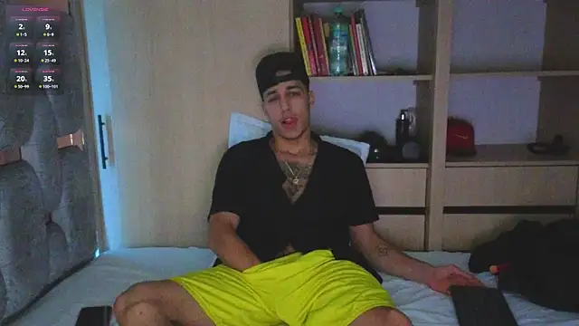 orionblaze69  online show from December 18, 2025, 9:14 am