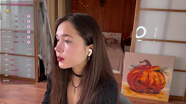 Snapshot of PlumyBun chatting on October 29, 2025, 4:22 am PlumyBun online show from October 29, 2025, 4:22 am