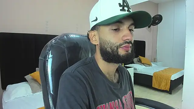 Ryan Jackson  online show from November 7, 2025, 5:45 am