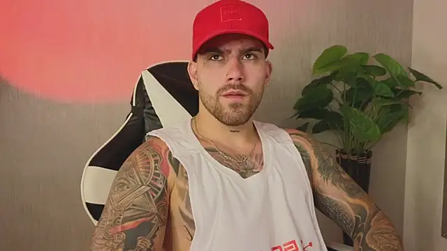 Ades Lowe online show from November 28, 2025, 10:48 am